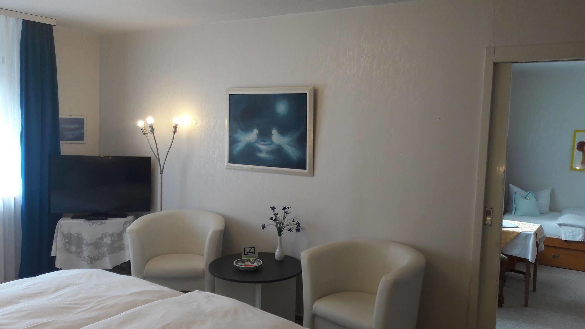 Hotel Yoga Jasmin Ehemals Hotel Eberhardt-Burghardt Badenweiler Dış mekan fotoğraf