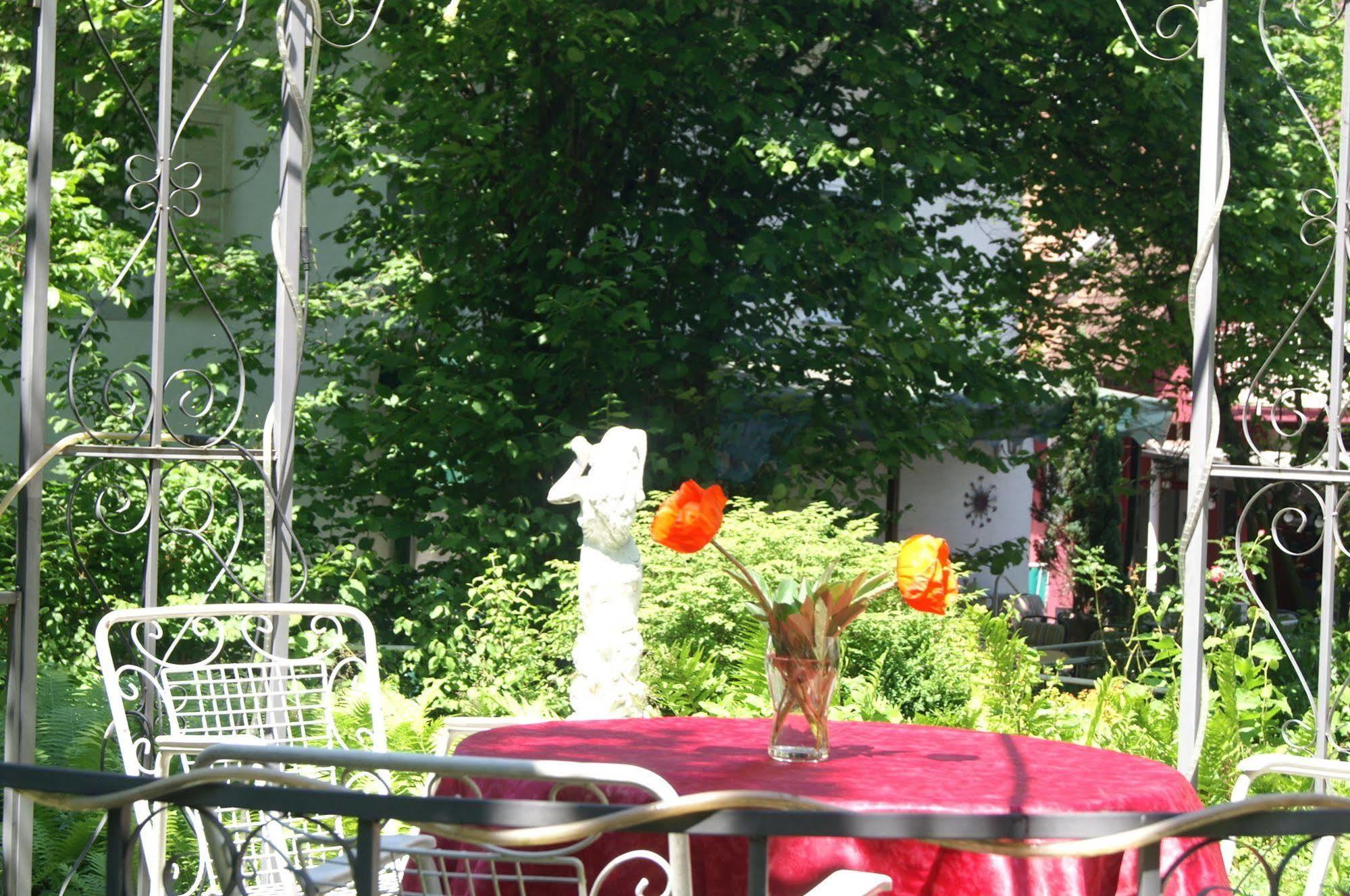 Hotel Yoga Jasmin Ehemals Hotel Eberhardt-Burghardt Badenweiler Dış mekan fotoğraf